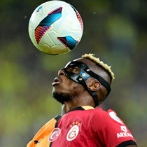 AS gazetesinin dediği gibi Osimhen yoksa parti de yok!