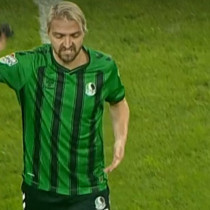 Caner Erkin, 8 maçta 3 kez kırmızı kart gördü