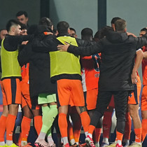 Başakşehir 3 attı, 3 aldı