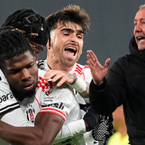 Fatih Karagümrük galibiyetine rağmen Sergen Yalçın'a sert eleştiri: "Ya futbolu unuttu ya da..."