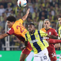 Fenerbahçe atıyor ama Galatasaray da yemiyor!