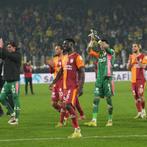 Galatasaray Fenerbahçe deplasmanında yüzü gülmeye devam ediyor!