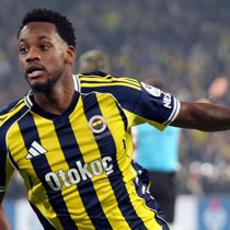 Jhon Duran ligdeki 2. golünü de derbide kaydetti!