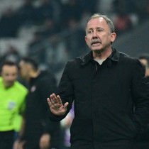 Sergen Yalçın'dan Rafa Silva'ya rest: Bu şekilde kapımız açık değil