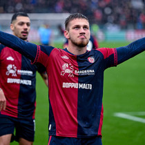 Semih siftahı yaptı Cagliari Beşiktaş'ı görüşmeye çağırdı! 12 milyon euro...