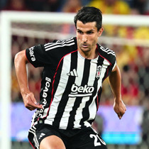 Necip Uysal'ın ayrılığının perde arkası ortaya çıktı! "Futbolu neden bırakayım?"