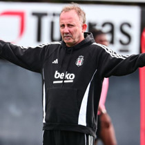 Yalçın'ı eleştirdi! 32 sene sonra kulüpten ayrıldı