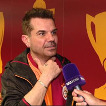 Kenan Yıldız'ın ismi, severek dinlediğimiz Kenan Doğulu'dan geliyor