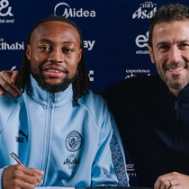 Avrupa'da yılın transferi açıklandı! 75 milyon euro ödendi