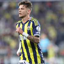 Fenerbahçe'de ayrılık yakın! Sebastian Szymanski Rennes ile anlaştı