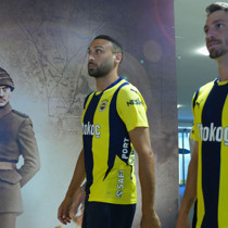 İrfan Can Kahveci'den sonra Cenk Tosun'a da güle güle