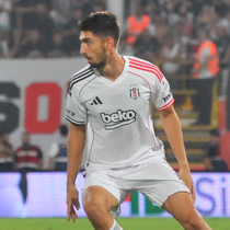 Beşiktaş'ta transfer yok ayrılık var! Demir Ege Tıknaz'ın yeni adresi Braga oluyor