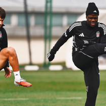 Junior Olaitan ilk antrenmanına çıktı