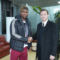 Emmanuel Agbadou resmen Beşiktaş'ta