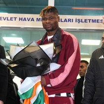 Beşiktaş'ın üçüncü Fildişi Sahilli futbolcusu Emmanuel Agbadou oldu