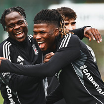 Beşiktaş'ın Başakşehir maçı hazırlıkları devam etti