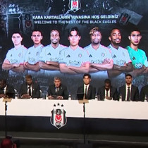 Beşiktaş yeni transferleri için imza töreni düzenliyor!