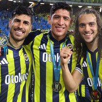 Fenerbahçe'nin Trabzonspor maçı kamp kadrosu belli oldu! Sürpriz eksik