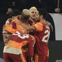 Nihat Kahveci: 70 dakika 10 kişi oynayan takım...