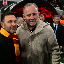 Yalçın'dan Buruk'a gönderme: 3 yıldır şampiyon oluyorlar! O niye şikayetçi?