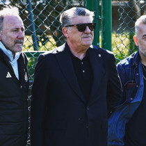 Beşiktaş'ta öncelik yapılacak transferlere çevrildi!