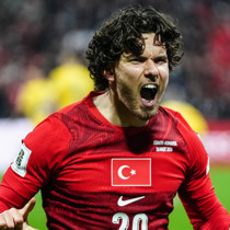 Nihat Kahveci: Ferdi Kadıoğlu son yılların üretilmiş en iyi robotu!