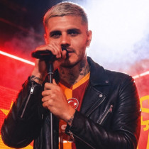 Icardı sabır taşırdı!