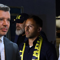 Devin Özek Fenerbahçe'nin forvetini Saran'a söyledi