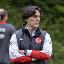 Milli takımda gruplaşma bitti! Montella döneminde herkes bir