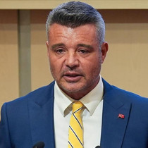 Sadettin Saran Ataşehir'de trafik kazası geçirdi!