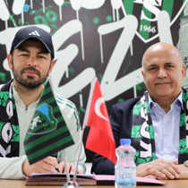 Kocaelispor Selçuk İnan'la yola devam dedi!