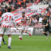 Samsunspor-Konyaspor maçında 4 gol bir penaltı