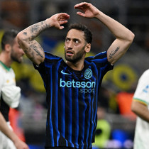 İtalyan medyası Hakan Çalhanoğlu'na geniş yer verdi! "Pirlo'yu hatırlattı"