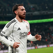 13 maçta 8 gol-9 asist yaptı Beşiktaş'ı sırtladı!