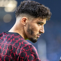 Altay Bayındır'ı isteyen takımları açıkladı: Gelecek sezon...