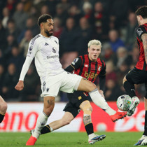 Fenerbahçe ve Beşiktaş'a Senesi şoku!