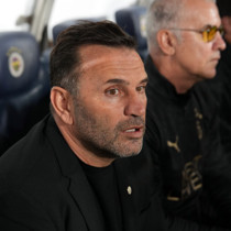 Okan Buruk: Şampiyon olmak için hakemi de yenmek zorundayız