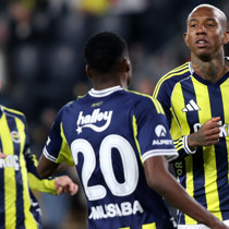 Fenerbahçe umudunu son 2 haftaya bıraktı