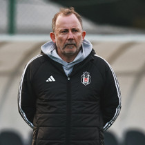 Sergen Yalçın Beşiktaş'tan ayrılacak mı? Kararını verdi!