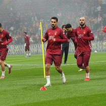 Galatasaray'da ayrılık depremi! 6 ismin bileti kesildi 4 oyuncu belirsiz