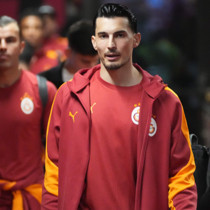 Uğurcan Çakır altta kalmadı! Trabzonspor'a 'Şampiyon Galatasaray' göndermesi