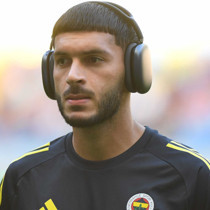 Dün takasta Trabzonspor'a gidiyordu! Bugün bambaşka bir kulüp devreye girdi