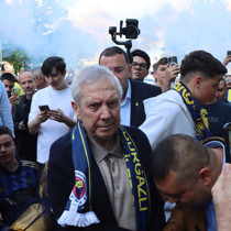 Aziz Yıldırım Aykut Kocaman dedi Antonio Conte'ye gitti