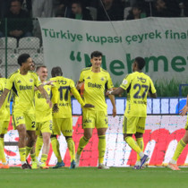 Fenerbahçe'de ilk ayrılık! 6 kulüp peşindeydi 30 milyon euroya...