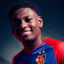 Kazeem Olaigbe resmen Basel'de: Teknik ve yaratıcı...