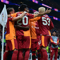 5 milyon dolarlık maaşı elinin tersiyle itti!
