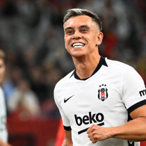 Serdal Adalı Arsenal ile el sıkıştı! Sıra Leandro Trossard'a geldi
