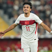 Can Uzun imzaya hazır! Galatasaray ile Eintracht Frankfurt arasında 10 milyon euro kaldı