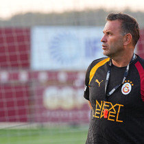 Okan Buruk'tan Mauro Icardi açıklaması! "Başkanımız bir teklif sundu ve..."