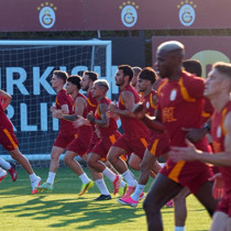 Galatasaraylıları şoke eden kamp kadrosu açıklandı!